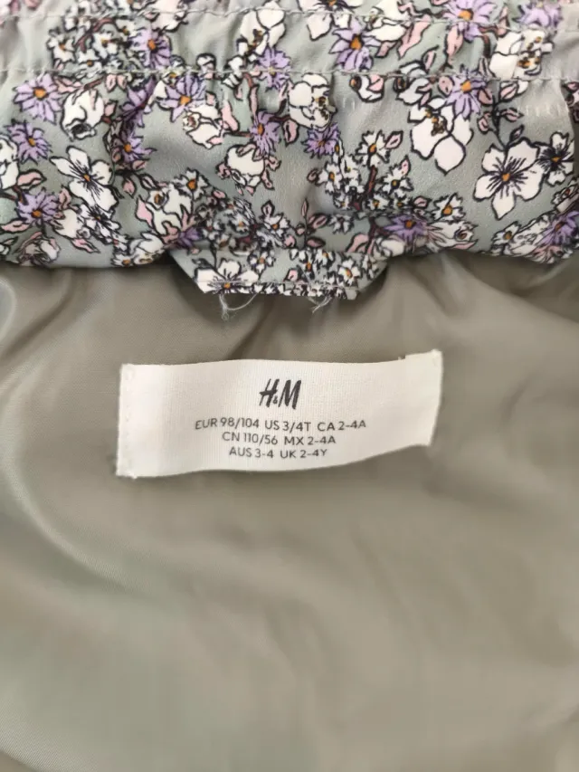 Chaleco acolchado H&M flores niña