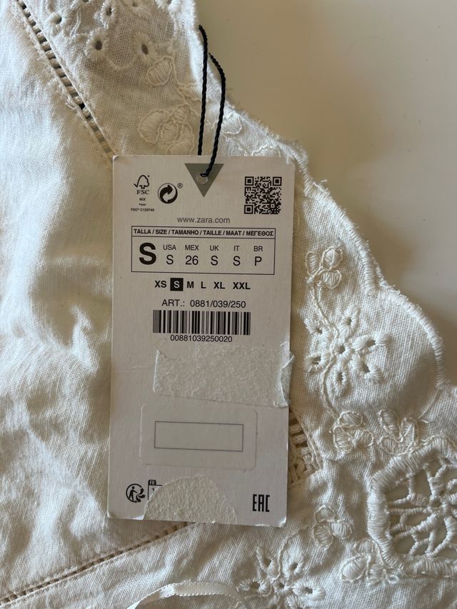 Top Zara bordado blanco