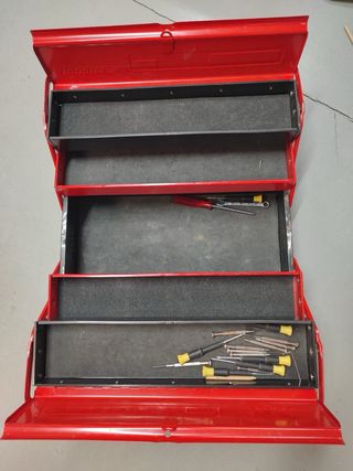 Caja de herramientas metálica FACOM