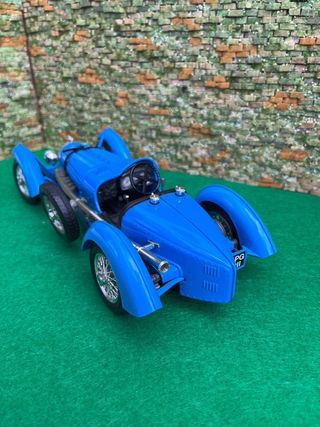 Bugatti Type 59 1934 - Escala 1:18 - Burago