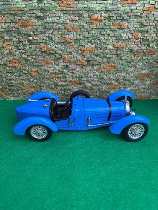 Bugatti Type 59 1934 - Escala 1:18 - Burago