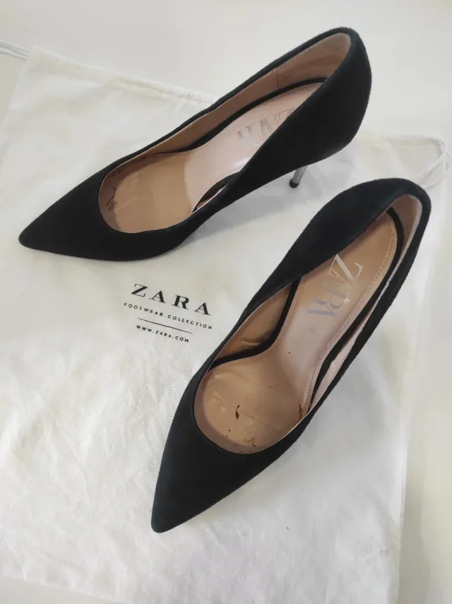 Zapatos de tacón metálico Zara negros