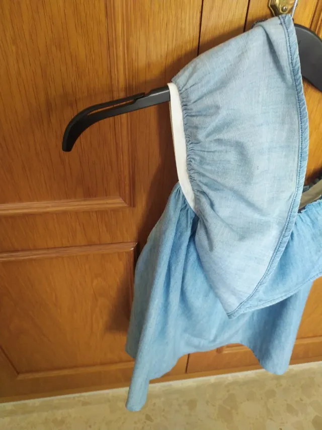 Top vaquero con volantes