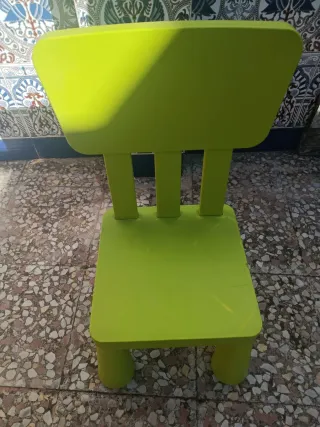 Silla infantil Ikea verde