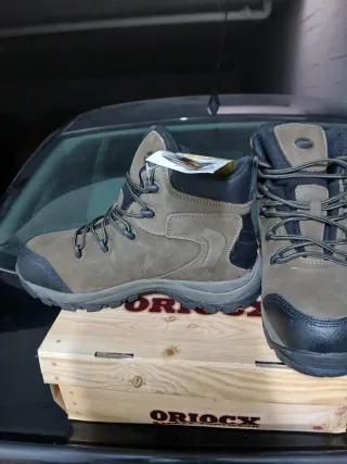 Botas de trabajo como el Gore-Tex negras y marrone