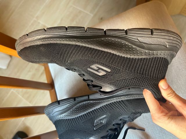 Zapatillas Skechers Negras Talla 40