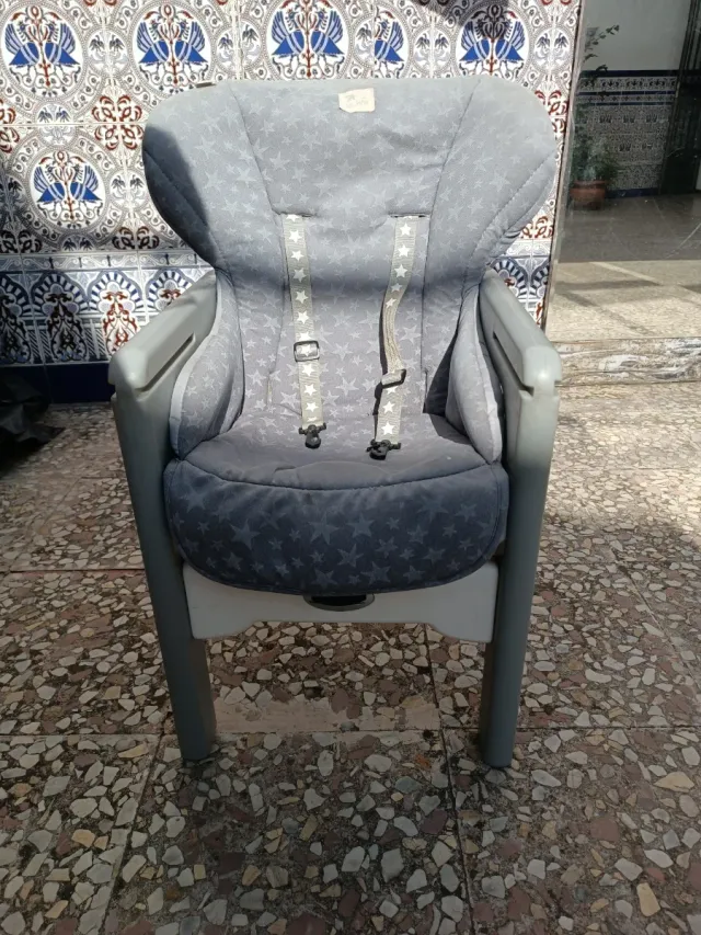 Trona de bebé gris con estrellas Jane