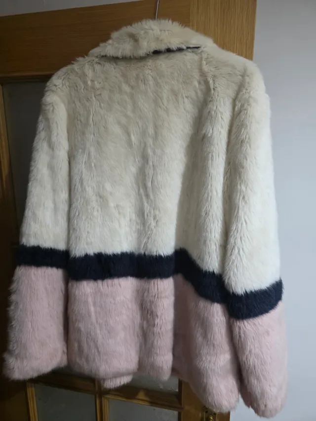 Chaqueta de pelo talla L nueva