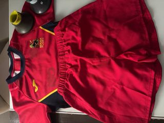 equipación española de los 100 años del rugby