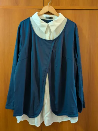 Blusa azul y blanca talla 5XL