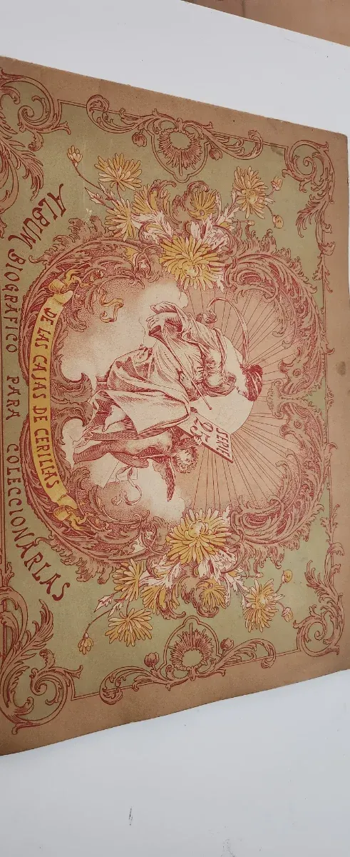 Álbum de cromos antiguo