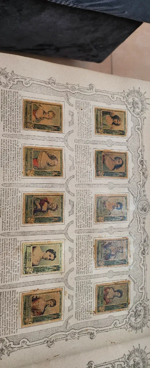 Álbum de cromos antiguo