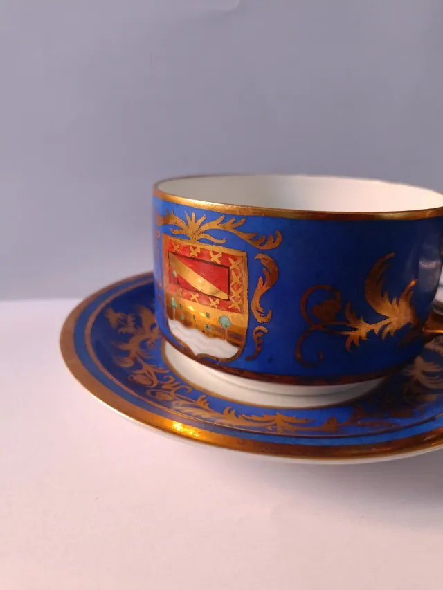 Taza y plato Thomas Bavaria azul y oro