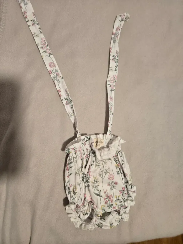 Set di tre pupazzi di peluche per neonato in giallo