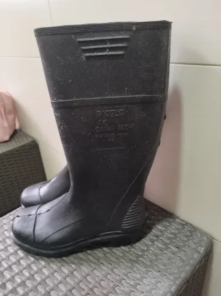 Botas de agua negras