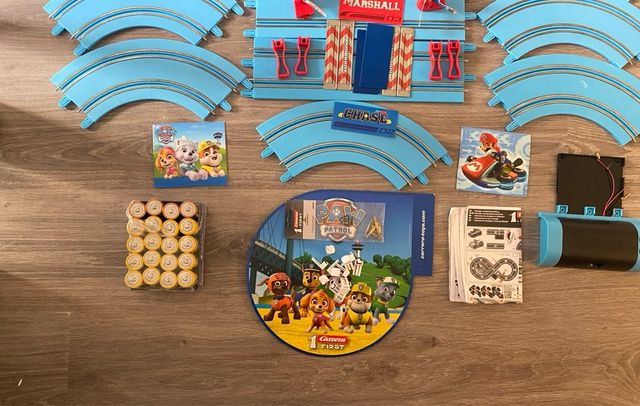 Circuito Scalextric Paw Patrol y Súper Mario