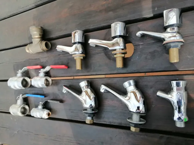 Material fontanería varios, nuevo