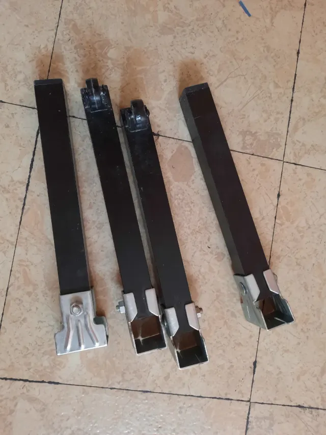 Juego 4 Patas Cama Negras