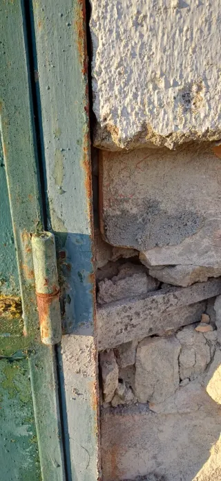 Puerta de hierro para exterior