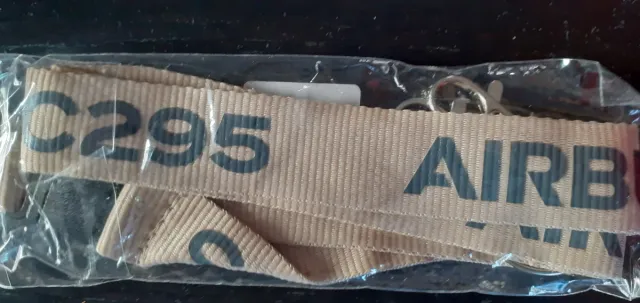 Lanyard y Pin Airbus C295