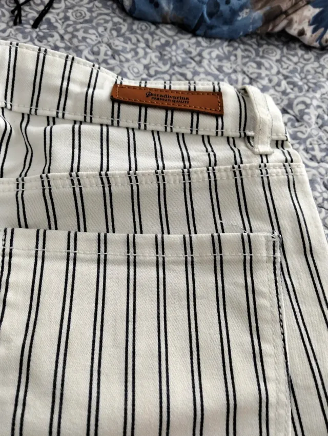 Pantalón de rayas Stradivarius