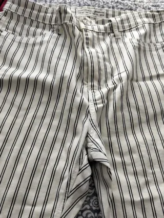 Pantalón de rayas Stradivarius