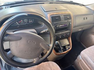 KIA Carnival 2001