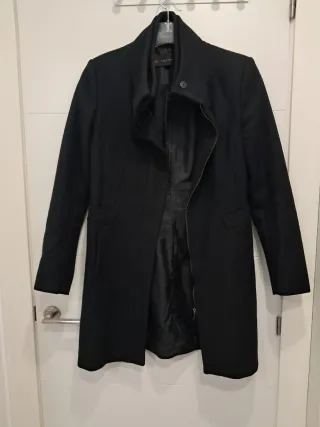 Abrigo negro elegante
