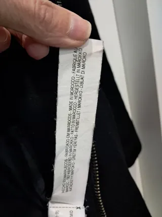 Abrigo negro elegante