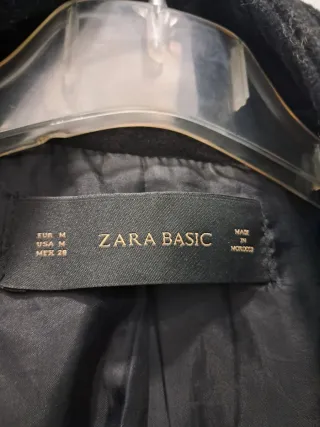 Abrigo negro elegante