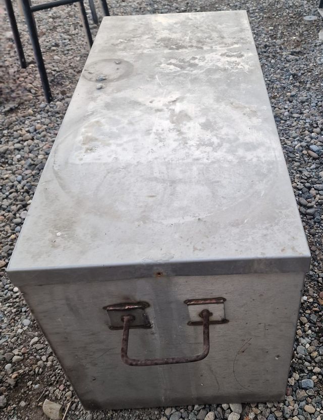 Cajón de Almacenaje Metálico