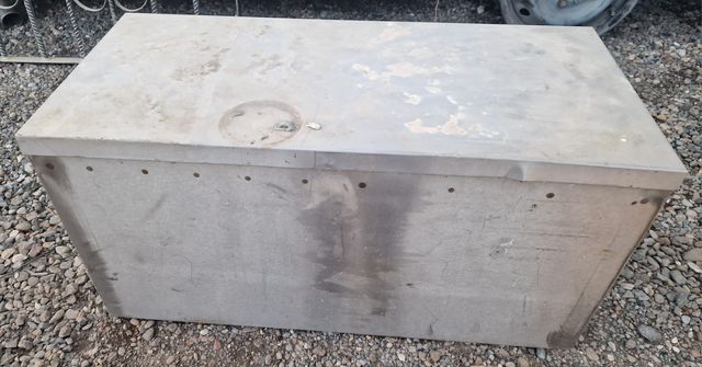 Cajón de Almacenaje Metálico