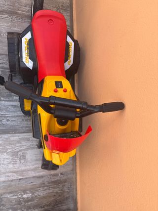 Moto Eléctrica Infantil Roja y Amarilla