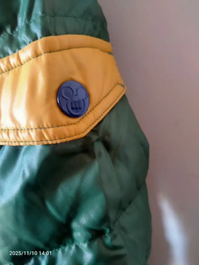 Chaqueta Disney Niño Talla 12 Verde