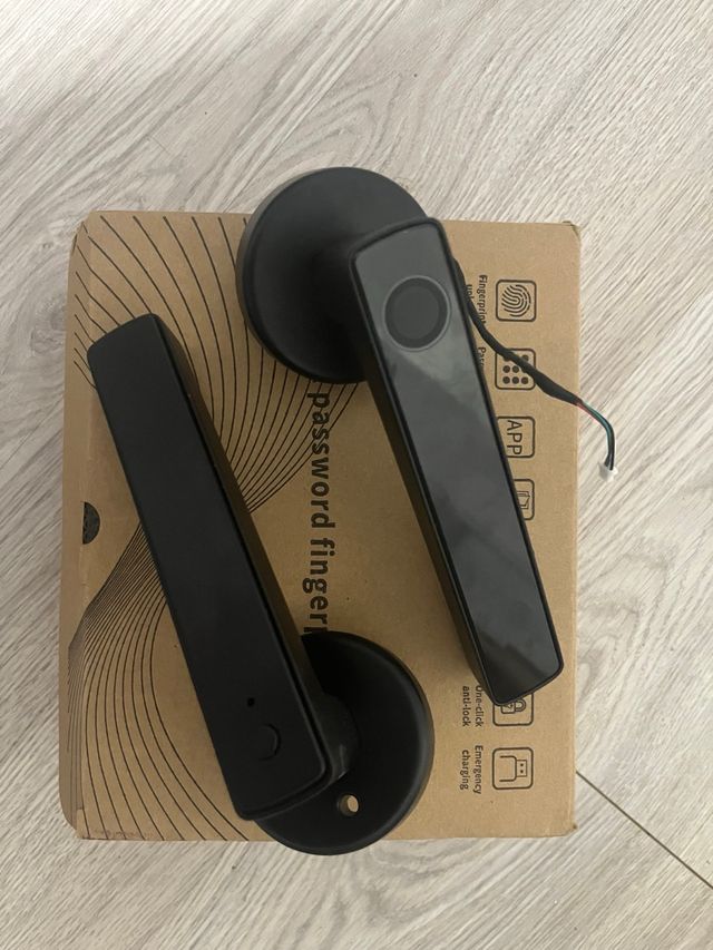 Cerradura inteligente nueva