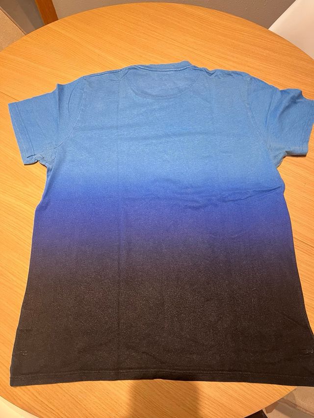 Camiseta Hollister Ombré Azul y Negro Talla M