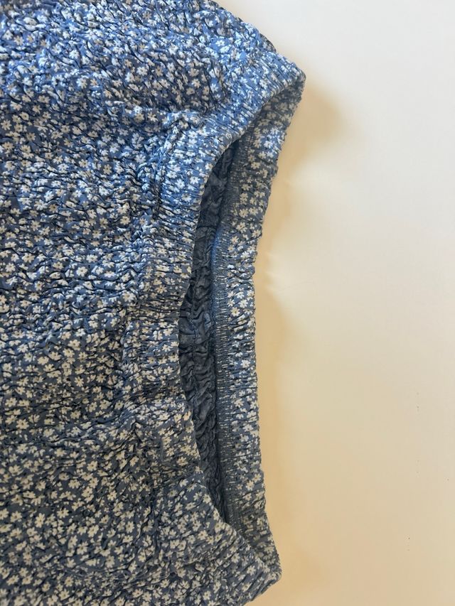 Falda corta floral azul