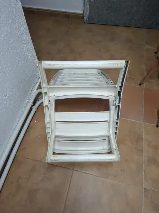 Silla baja piscina plegable blanca