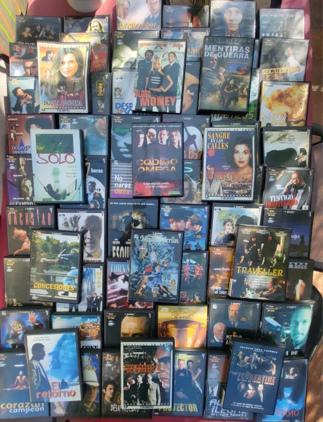 Lote de 65 DVDs Varios Títulos Acción y Suspense