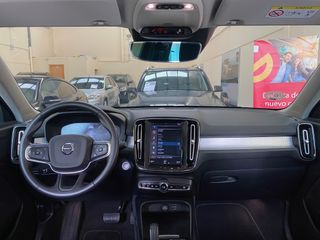 Volvo XC40 2021