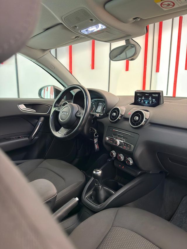 Audi A1 S-line 1.0TFSI 95cv Año 2018