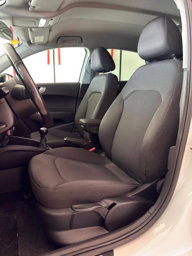 Audi A1 S-line 1.0TFSI 95cv Año 2018