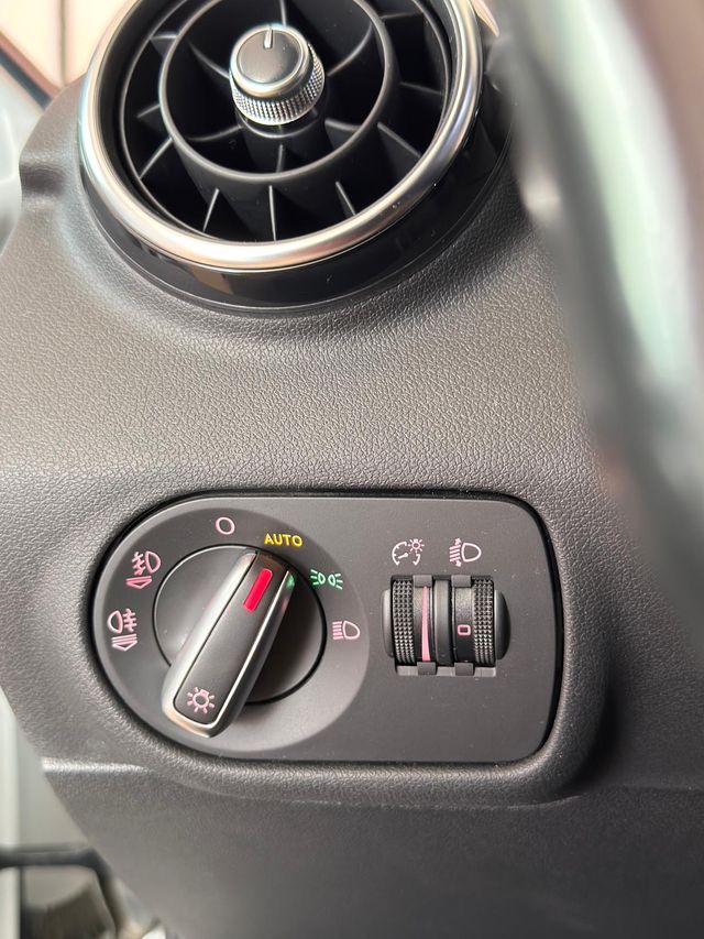 Audi A1 S-line 1.0TFSI 95cv Año 2018