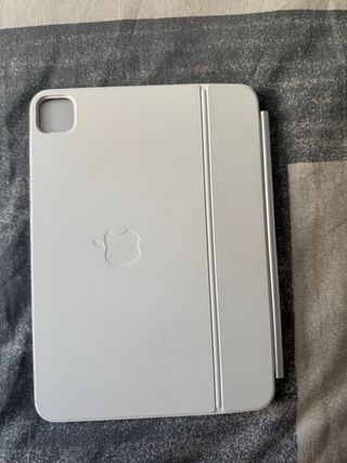 iPad Pro 11 M4 + Magic Keyboard + Smart Folio