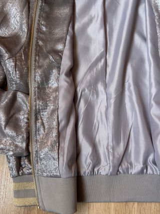 Cazadora Lilyrose plateada y dorada