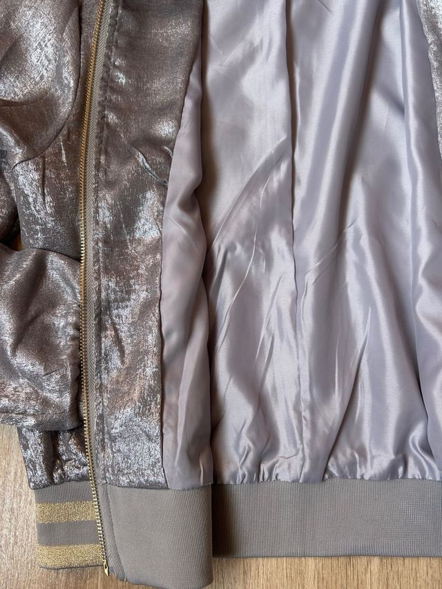 Cazadora Lilyrose plateada y dorada
