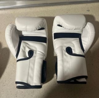 Guantes Custom Fighter 10 OZ Blancos (Rebajado BF)