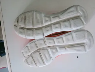 Zapatillas Nike Talla 38 Rojas y Blancas