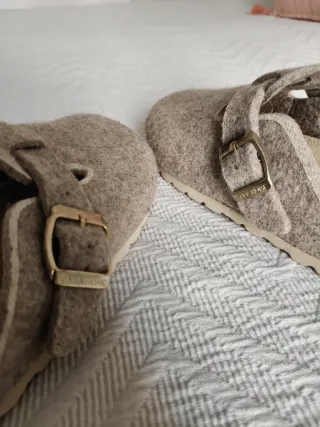 Zuecos fieltro Zara Home Talla 35