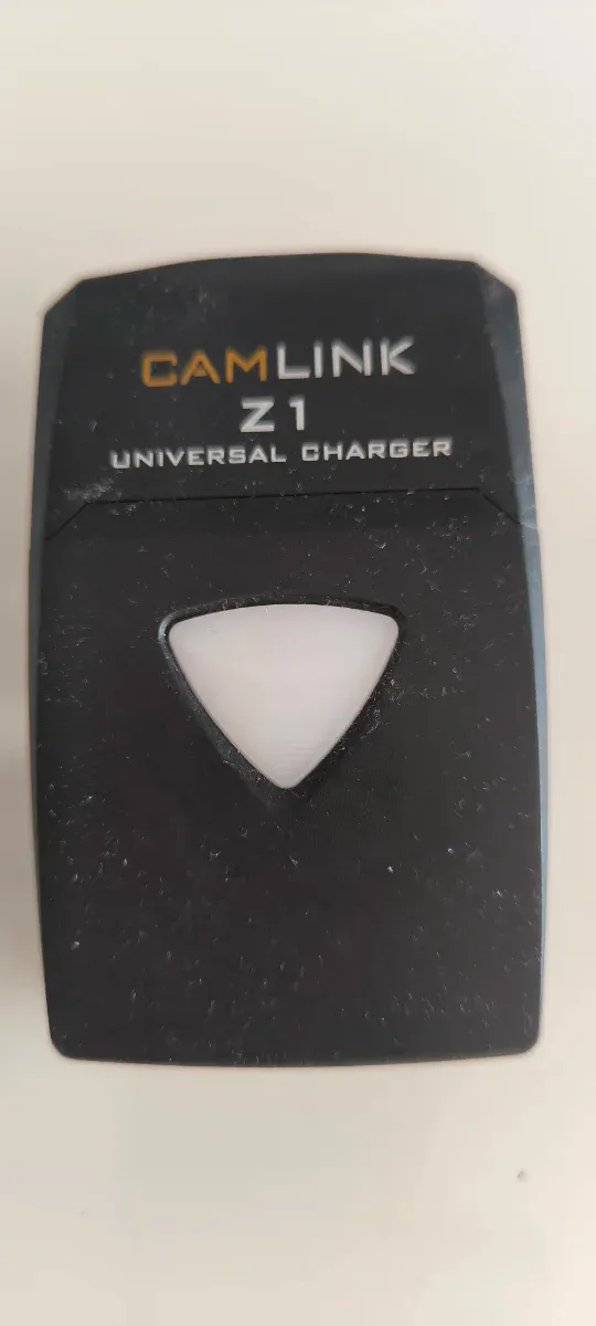 Cargador Universal Camlink Z1